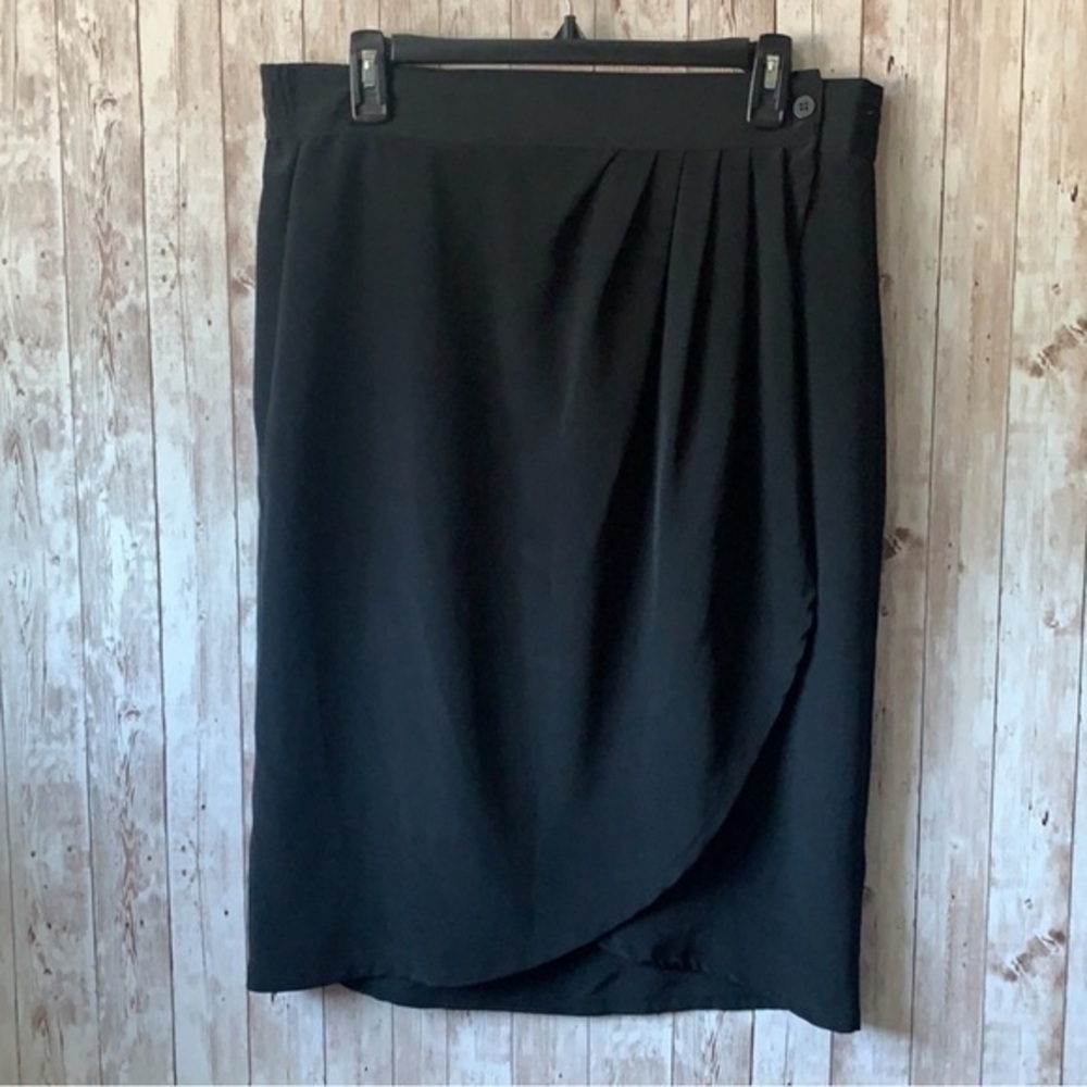 🐺Susan Hutton Black Wrap Shirt
